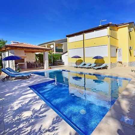 Apartments House Anna For Max 13 Persons In Porec, Pet Friendly Exteriér fotografie